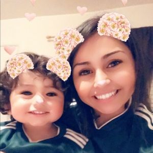 Meet your Posher, Claudia